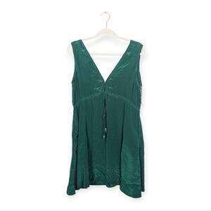 NWT Shahida Parides Emerald Green 100% Viscose Silk Mini Dress